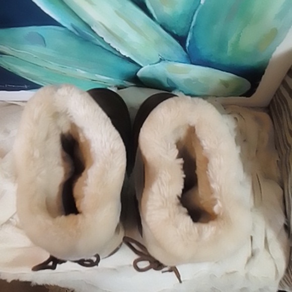 Natural Reflections Bernie Sharking Boots Women's SZ 8 - Picture 8 of 8